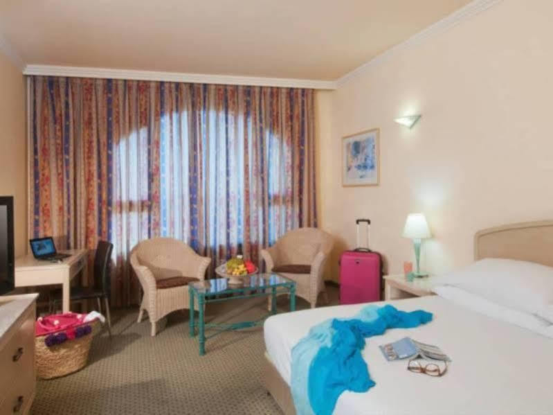 Leonardo Hotel Negev Beersheba Екстер'єр фото